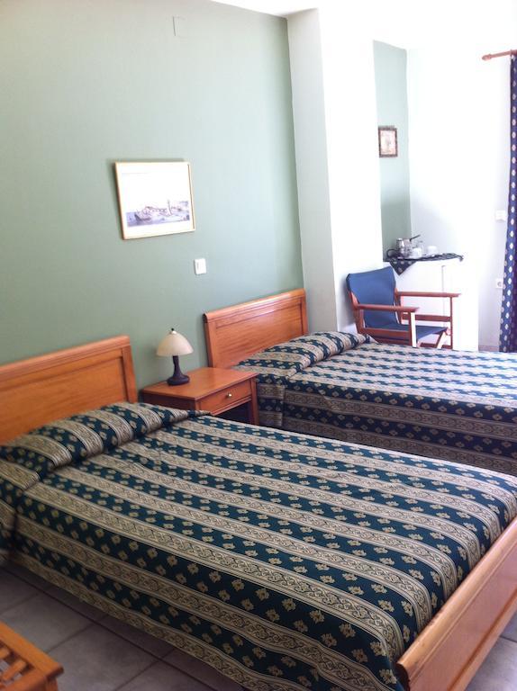 Zannikos Rooms Ermoupoli Habitación foto